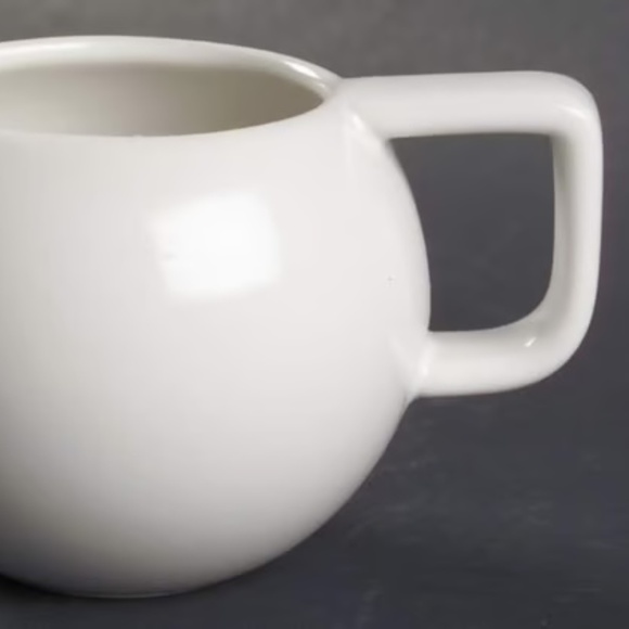 Sasaki Colorstone White Matte Creamer or small gravy Vignelli Japan NIB - Picture 2 of 2